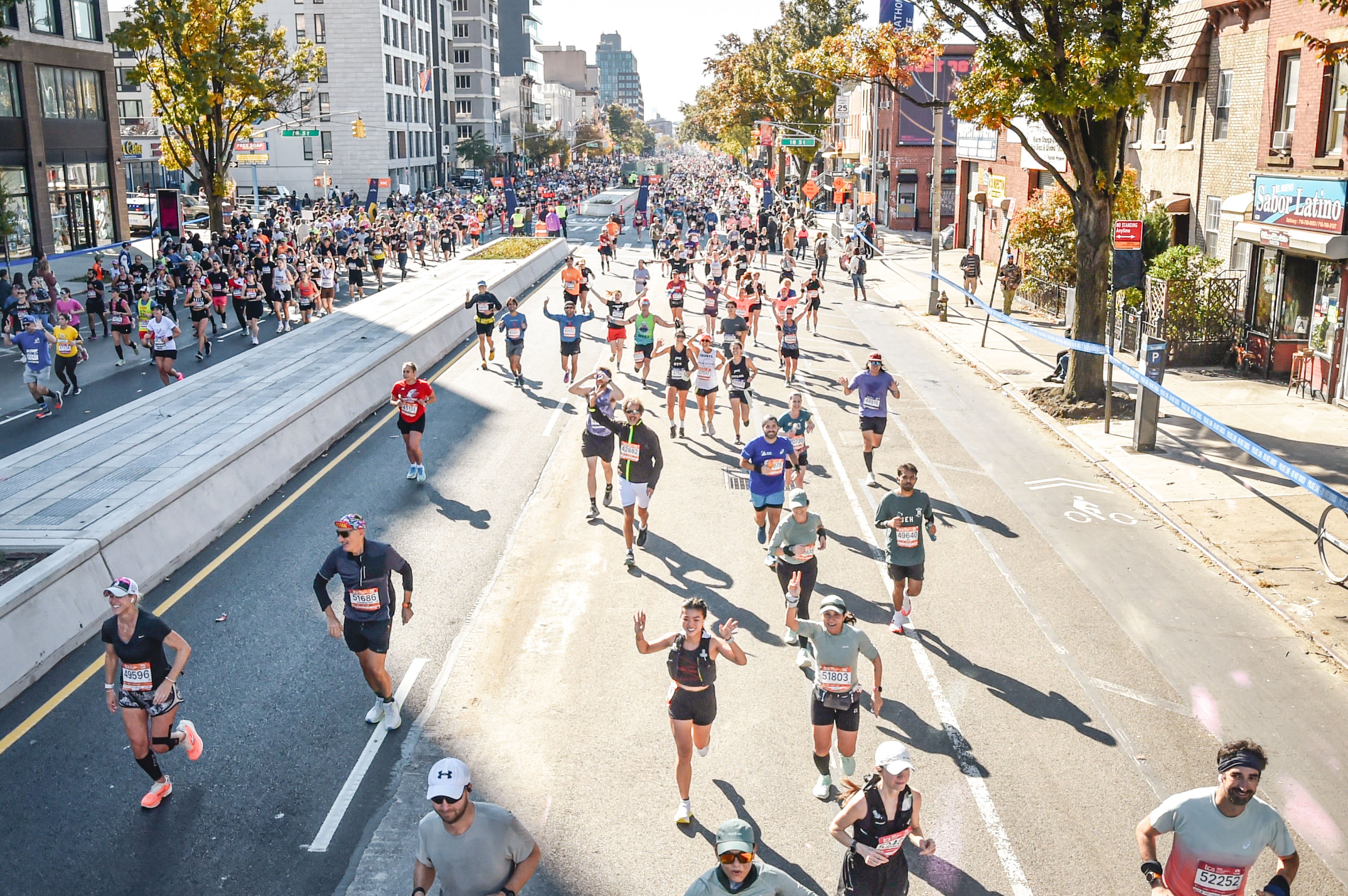 Marathoners from above