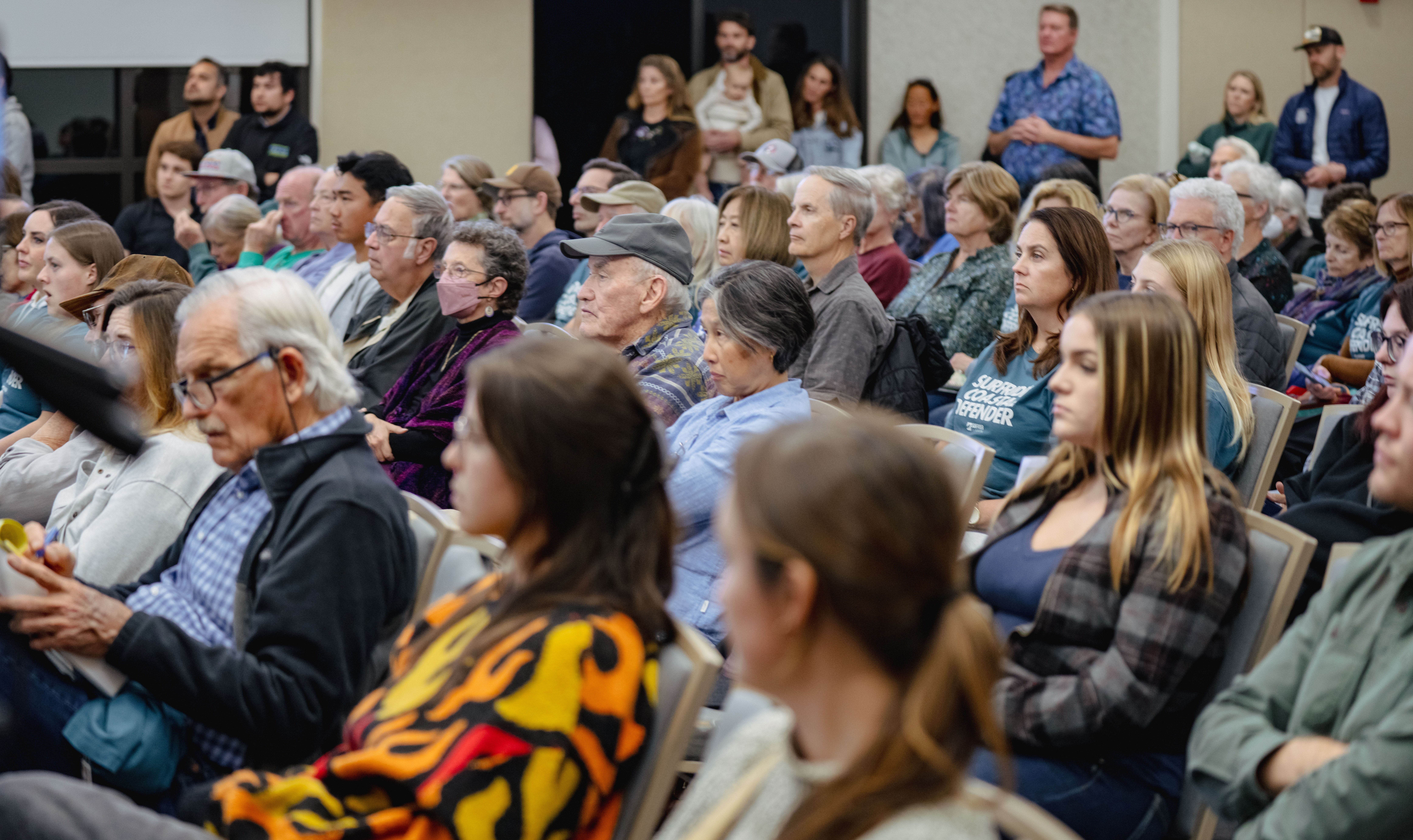 Crowd_Encinitas_Anh_Truong_Craver