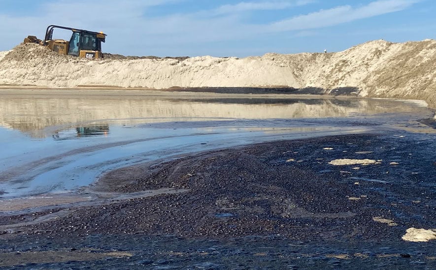 OC-Oil-Spill-Crop-7061-1672876131