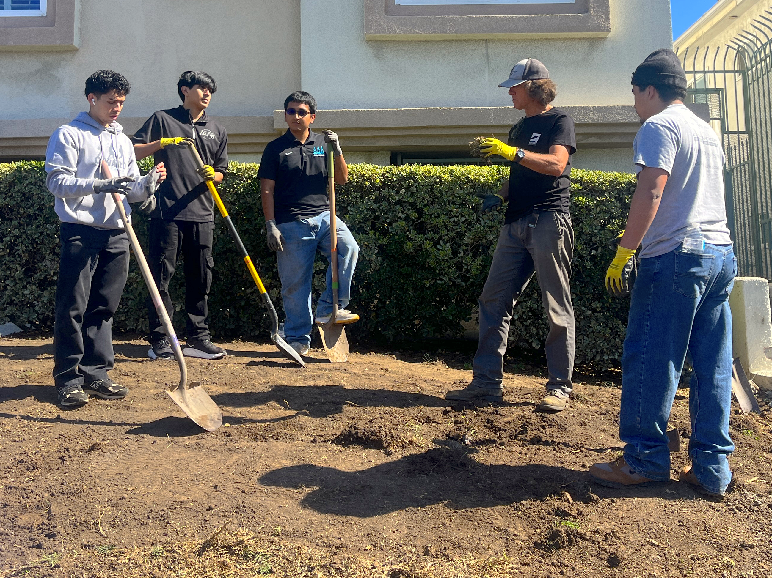 palmsinstall.8mar25.36-1